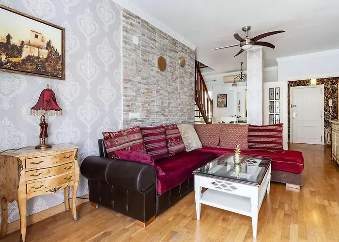 Pineapple Ollerias 27 Duplex With Great Terrace And Parking *